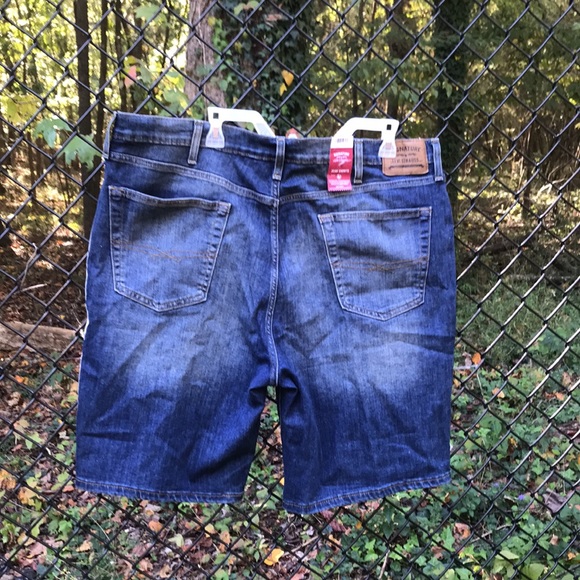 SIGNATURE BY LEVI STRAUSS&CO MENS JEANS SHORTS - Picture 10 of 11